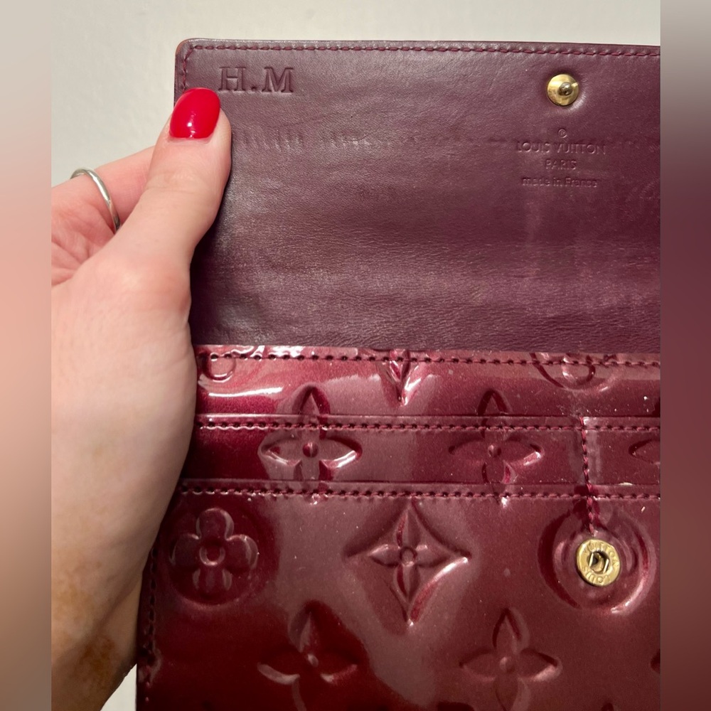 LV Vernis Wallet | Burgundy - Picture 5 of 15